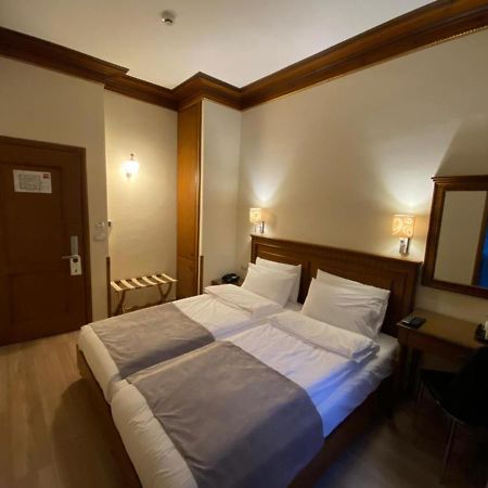 Hotel Argjiro Gjirokastra Zewnętrze zdjęcie