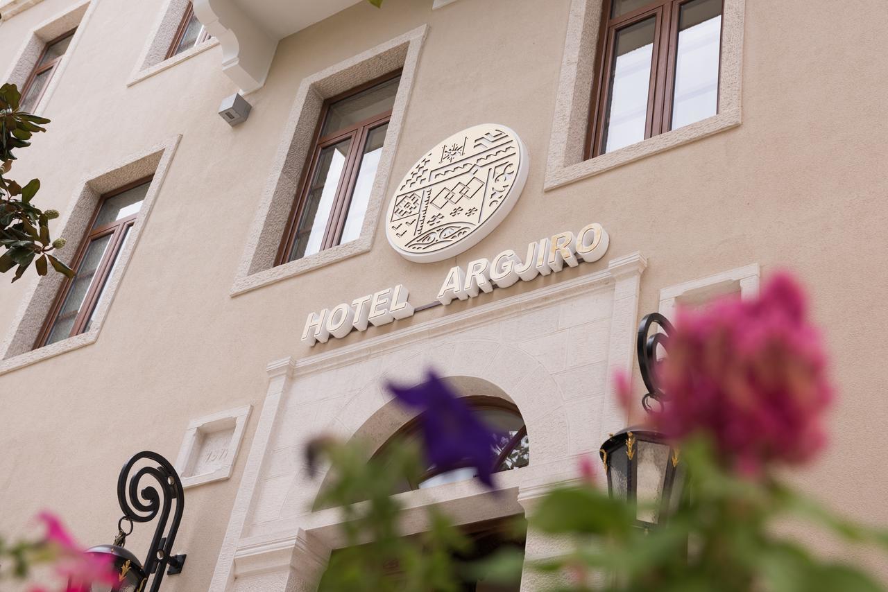 Hotel Argjiro Gjirokastra Zewnętrze zdjęcie