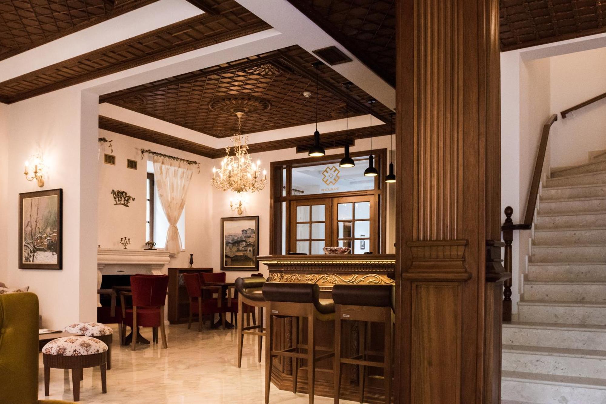 Hotel Argjiro Gjirokastra Zewnętrze zdjęcie